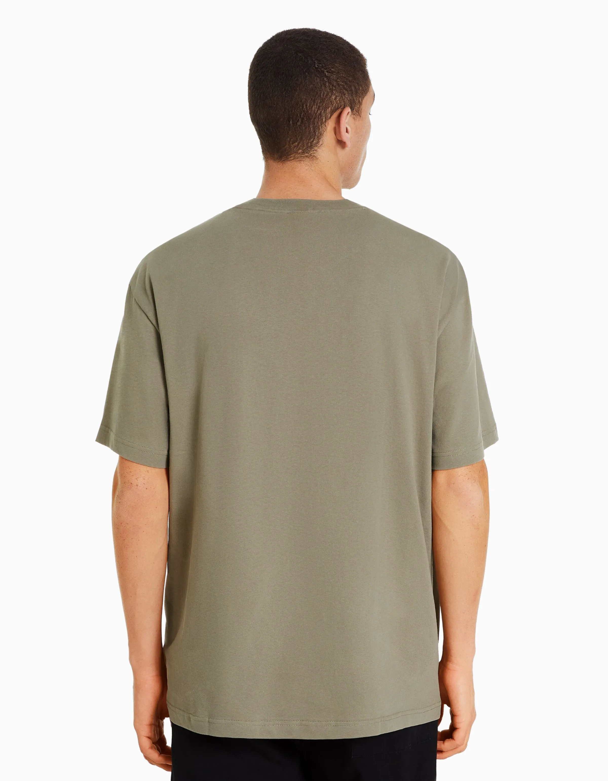 BERSHKA Camiseta manga corta boxy fit bolsillo print Kaki Fashion
