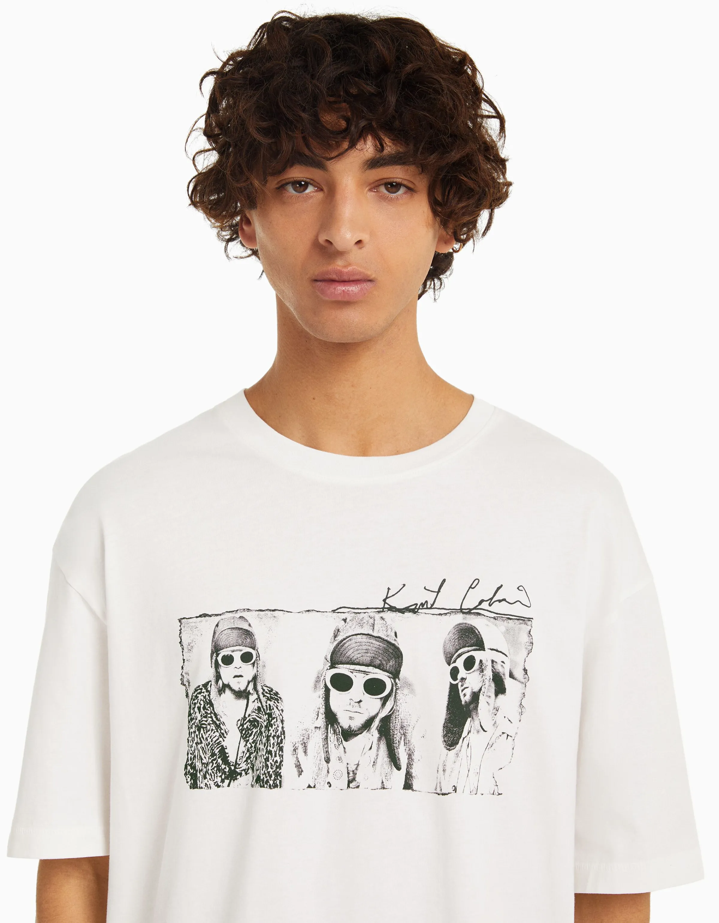 BERSHKA Camiseta manga corta boxy fit Kurt Kobain Blanco Cheap
