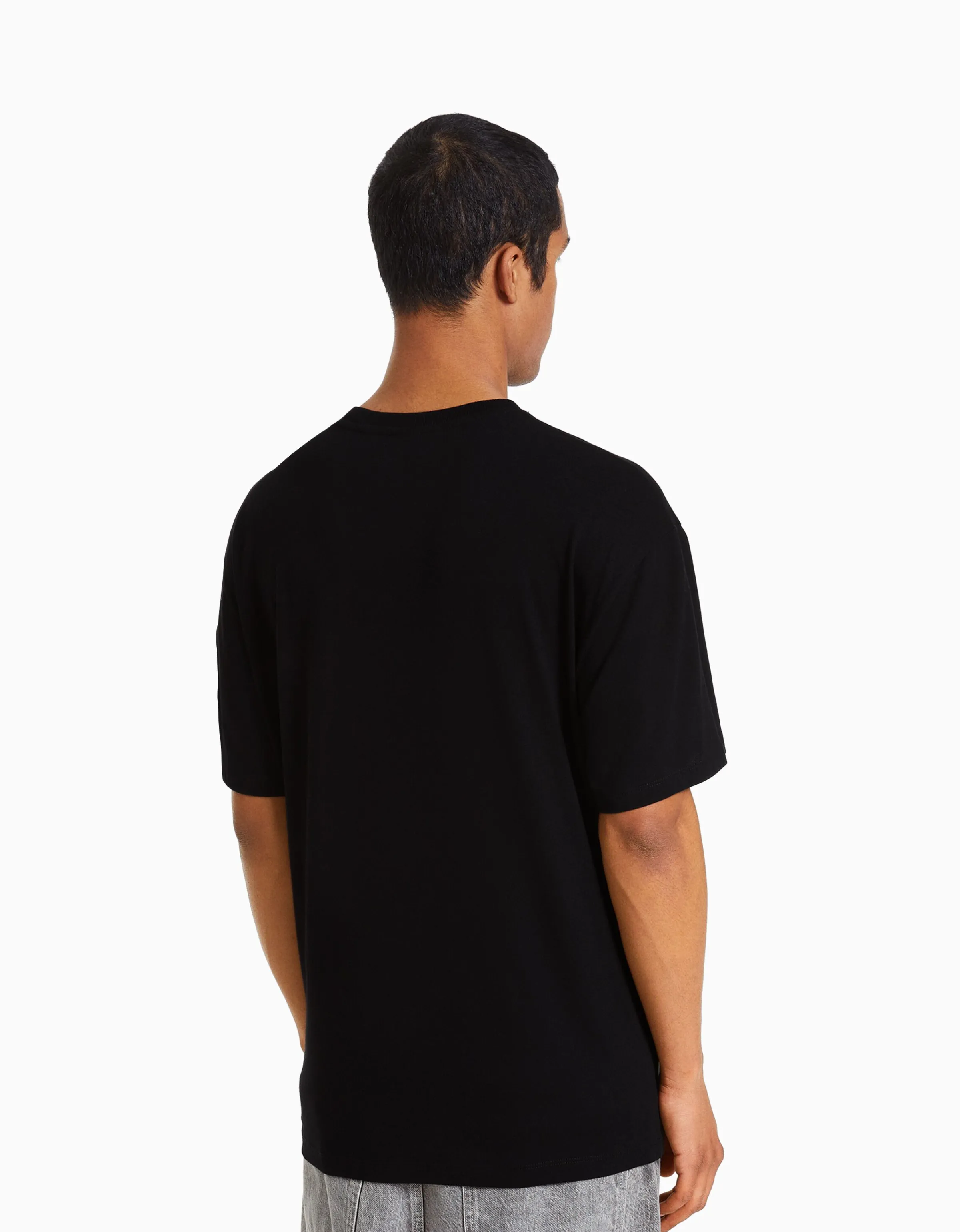 BERSHKA Camiseta manga corta boxy fit parches Negro Outlet