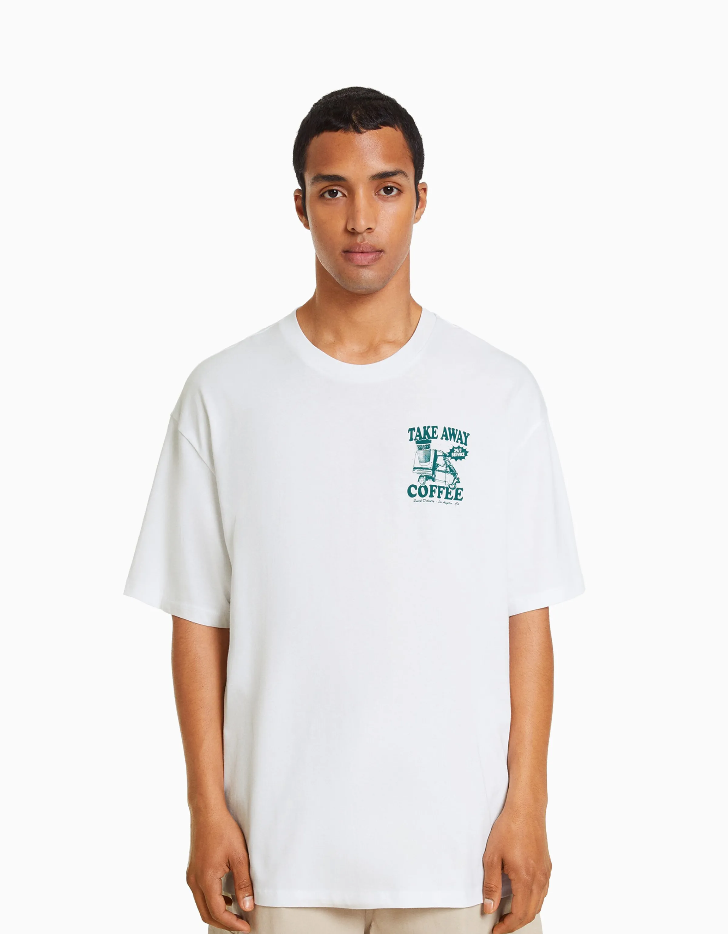 BERSHKA Camiseta manga corta boxy fit print Blanco Store