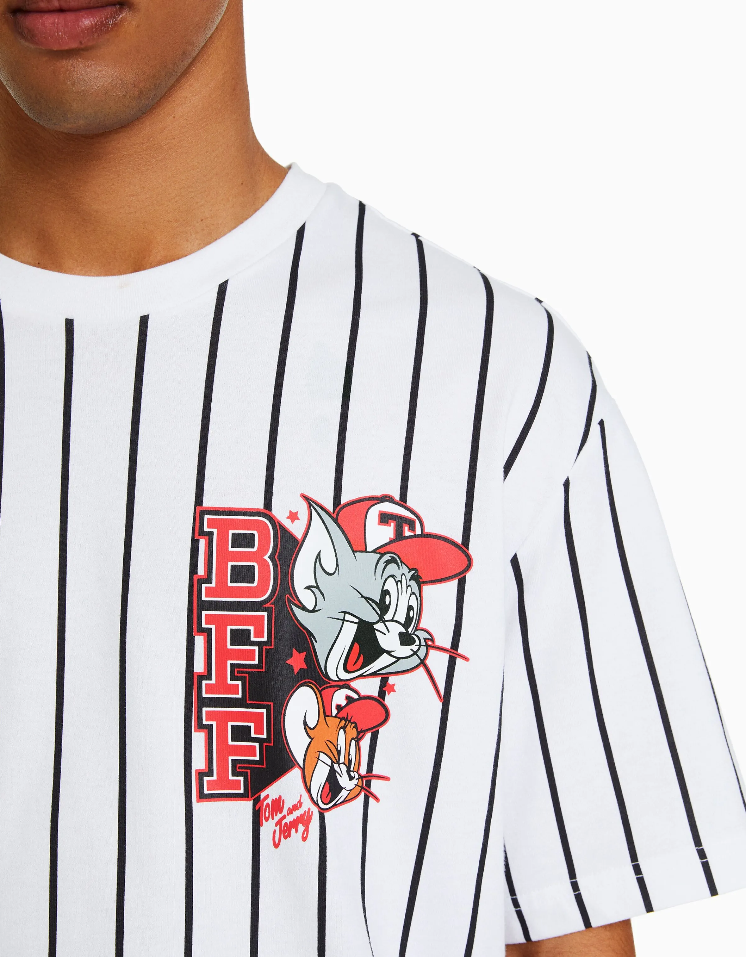 BERSHKA Camiseta manga corta boxy fit print TomJerry Blanco Discount