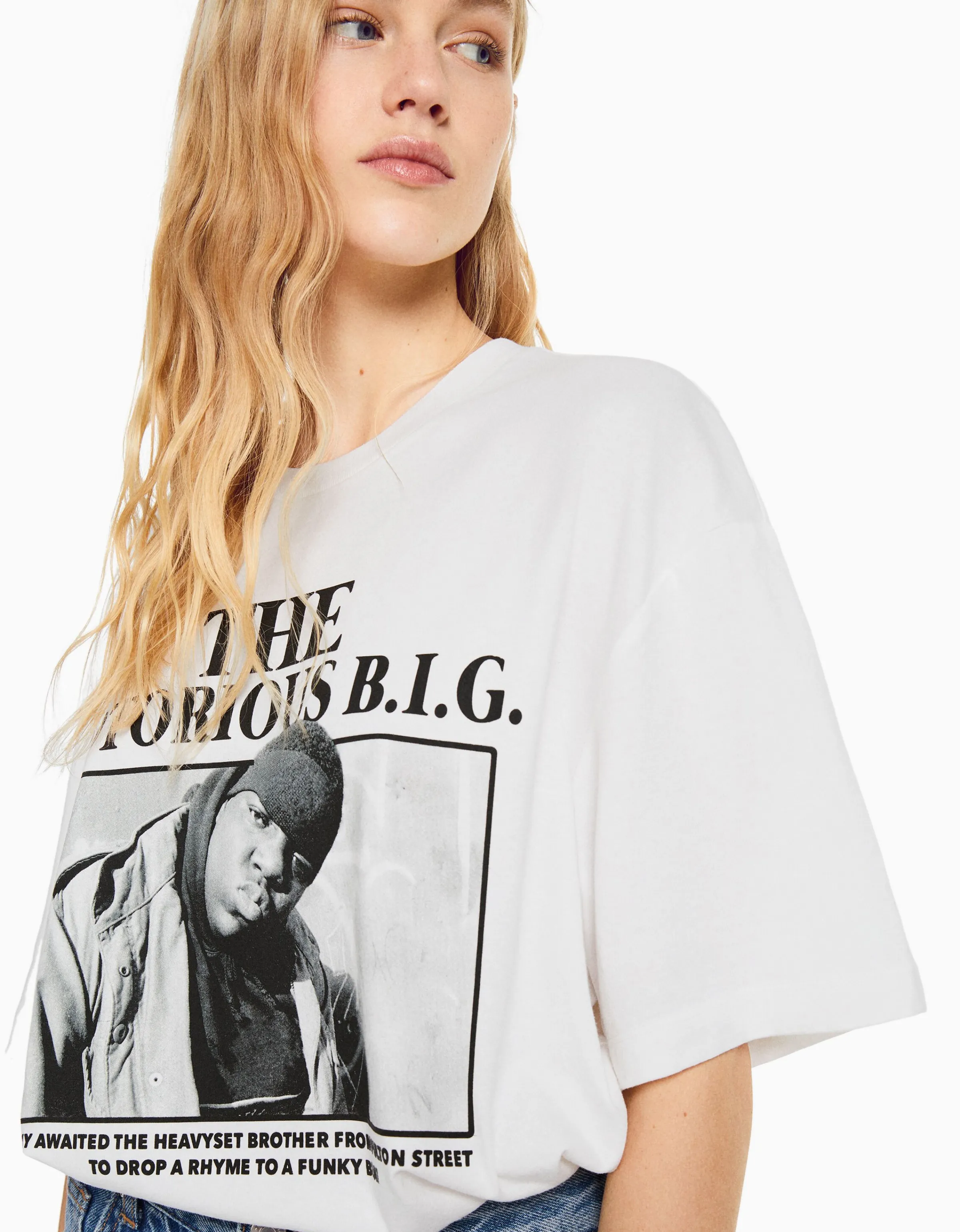 BERSHKA Camiseta manga corta boxy fit The Notorious B.I.G. Blanco Store