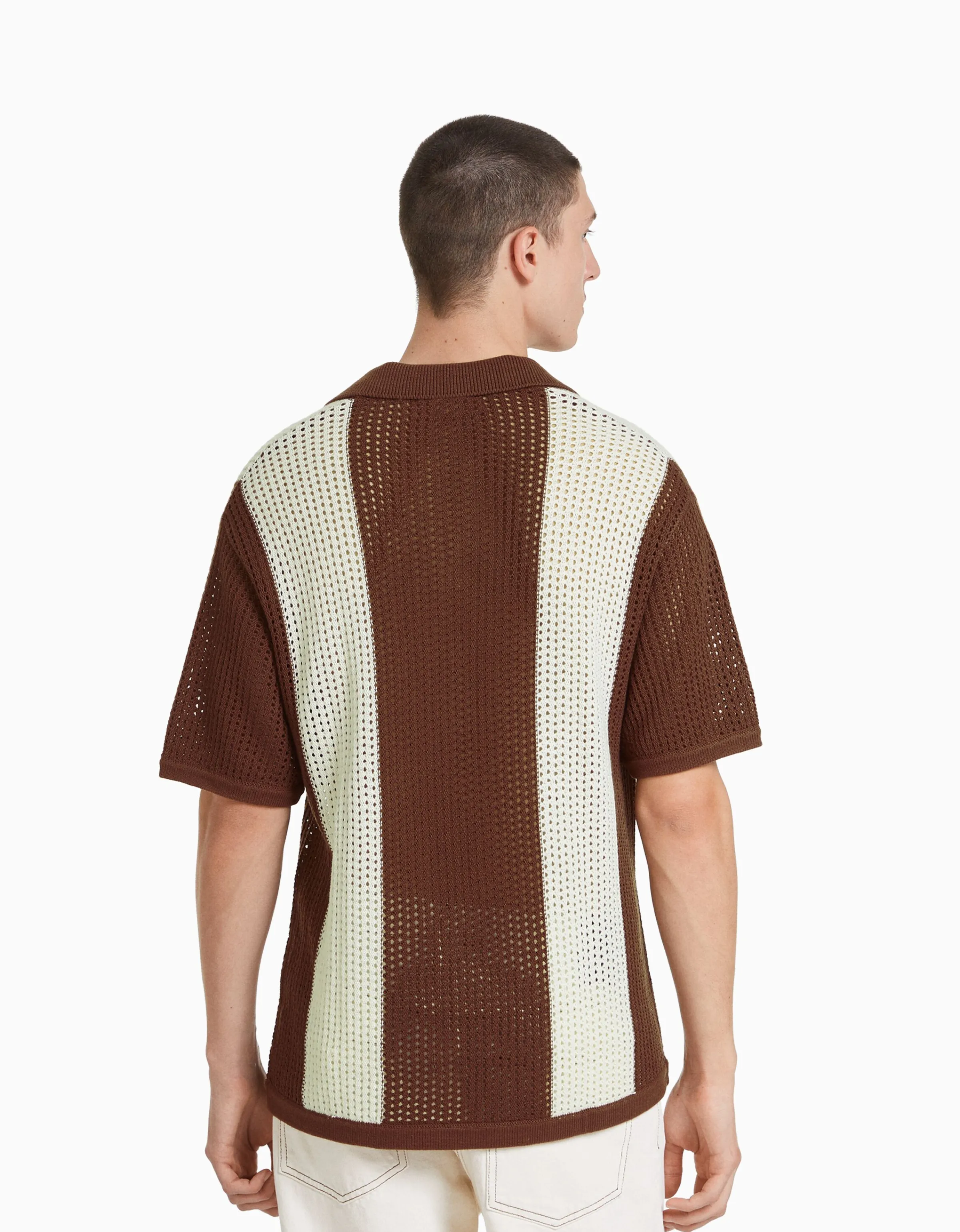 BERSHKA Camiseta manga corta cuello polo punto rayas Marrón Fashion