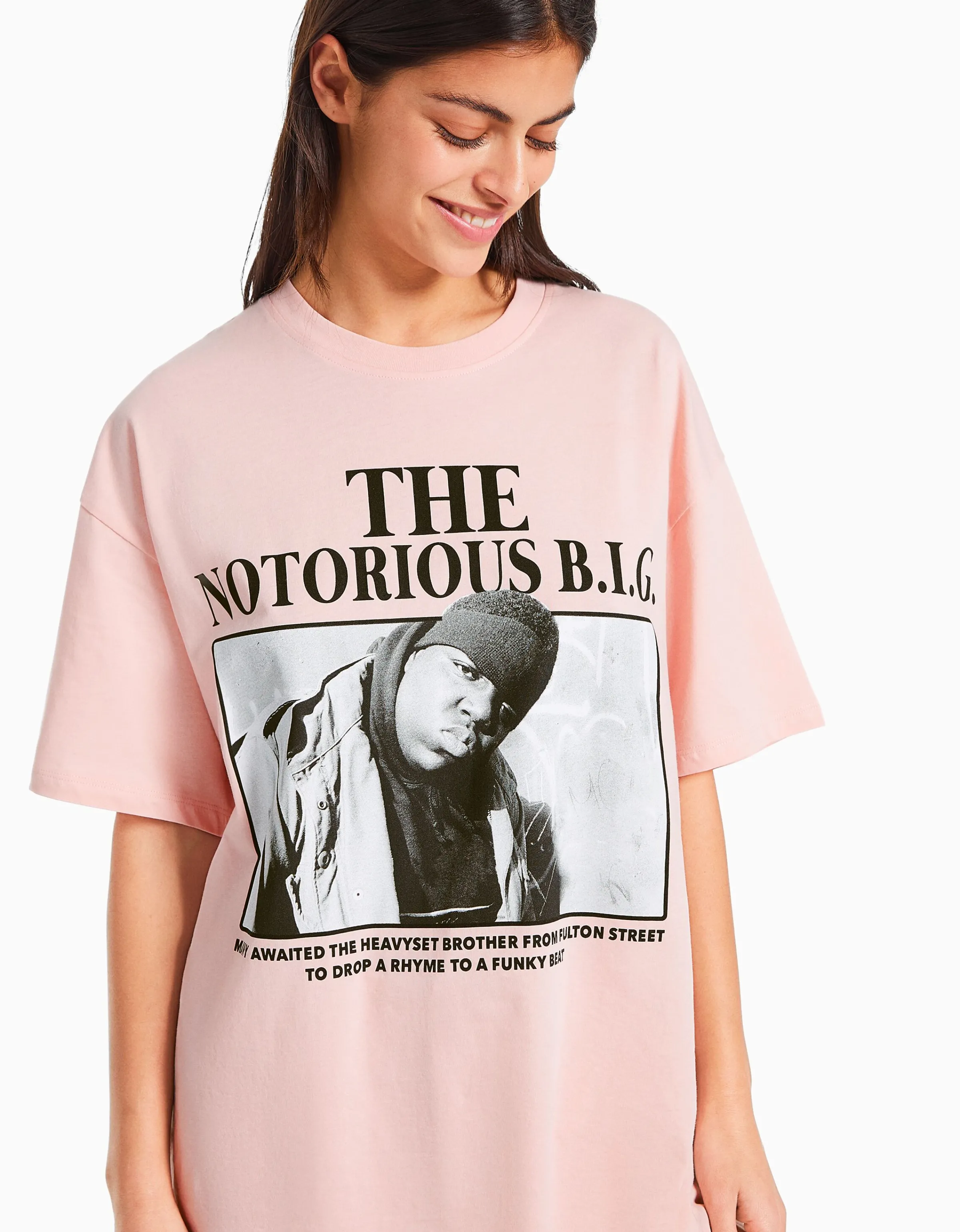 BERSHKA Camiseta manga corta print The Notorious B.I.G. Rosa Best Sale