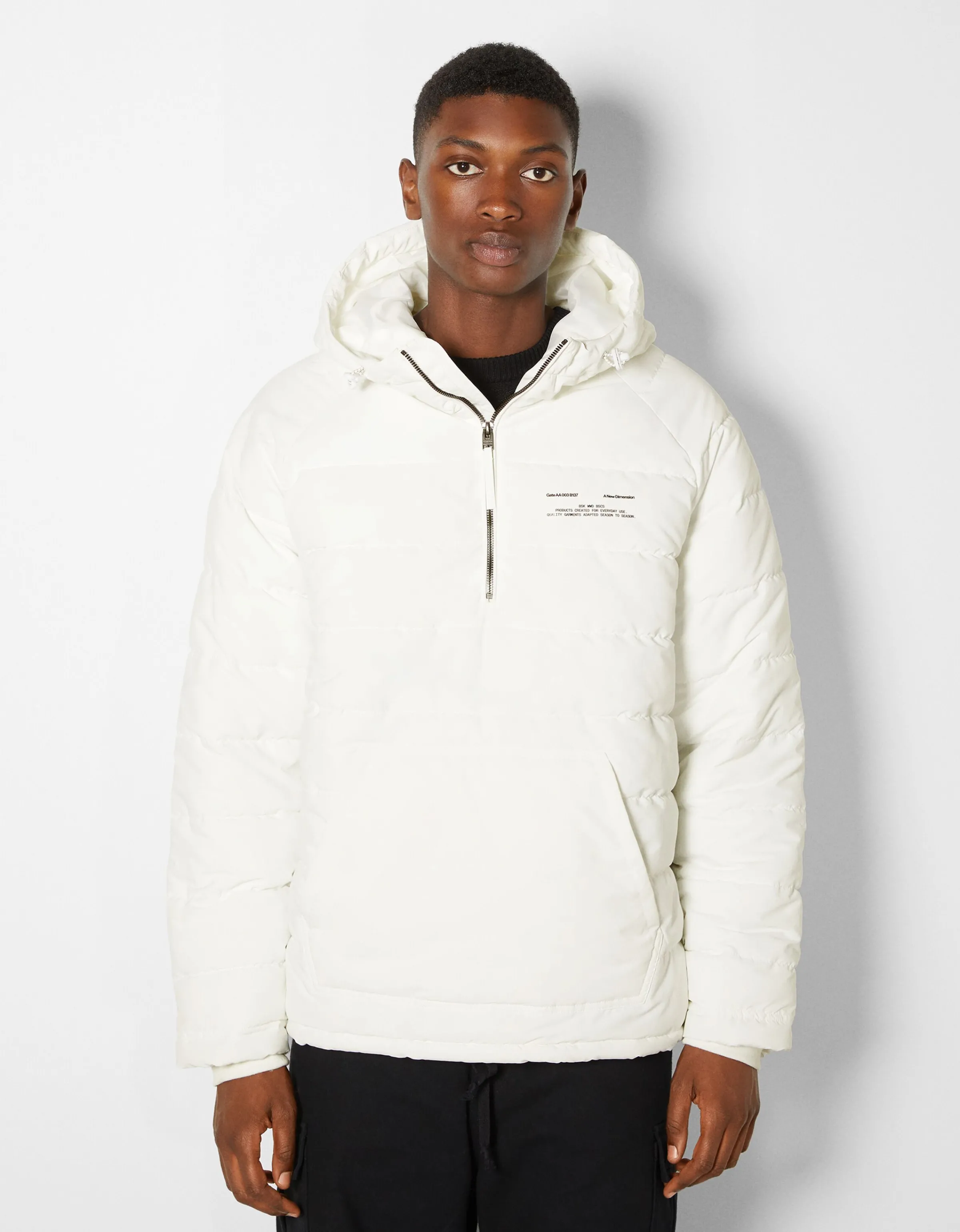 BERSHKA Cazadora canguro acolchada Blanco New