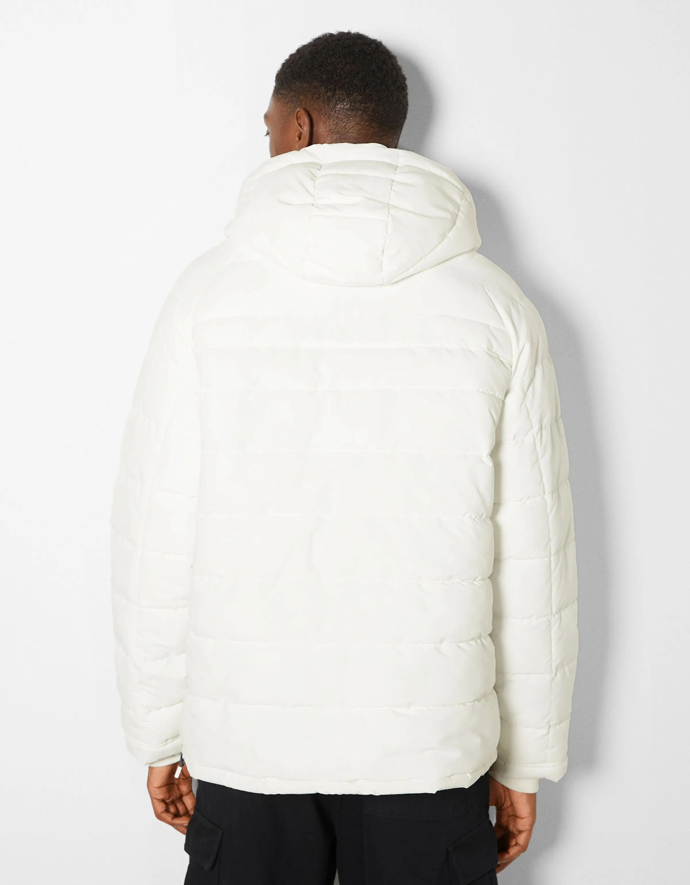 BERSHKA Cazadora canguro acolchada Blanco New