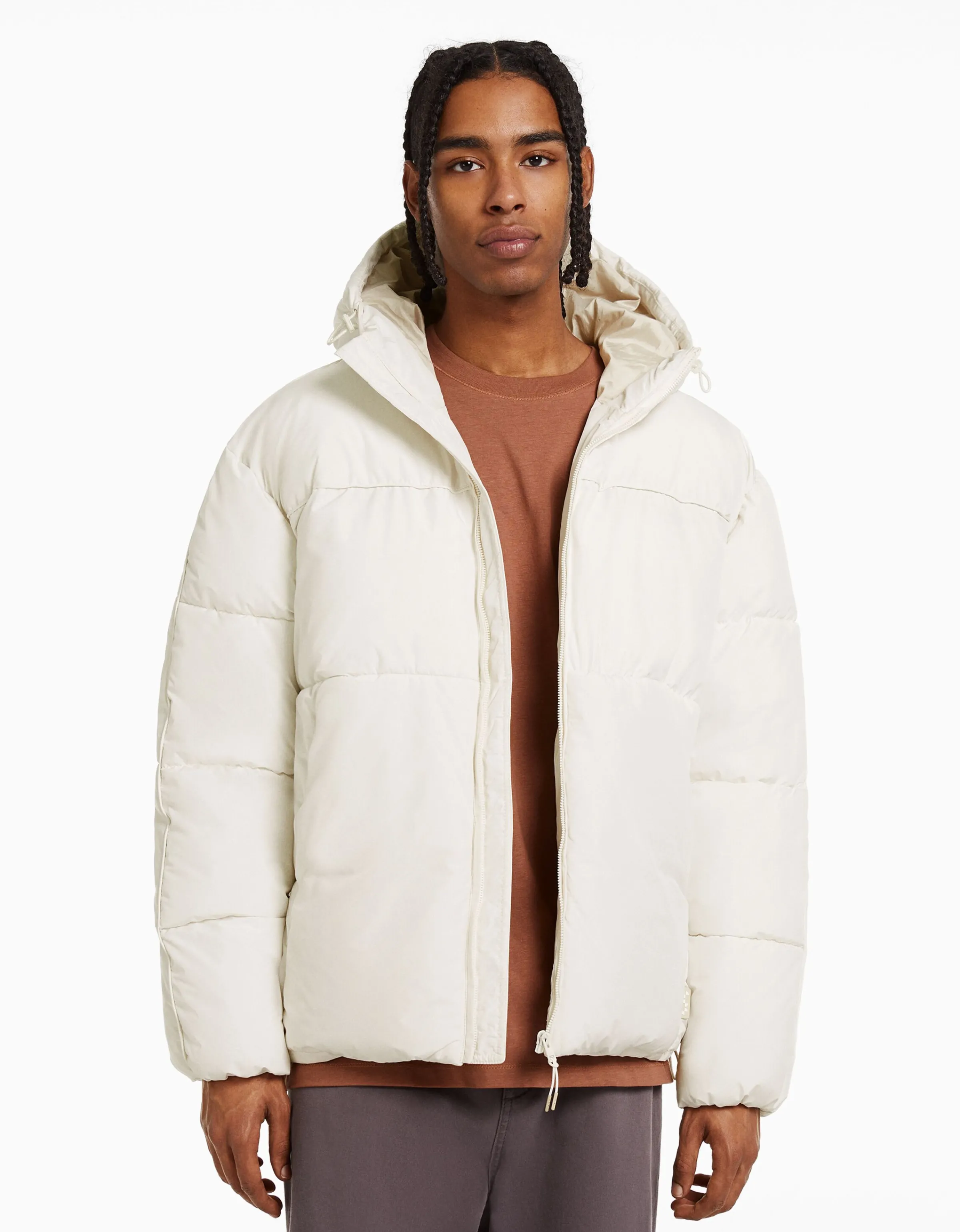BERSHKA Cazadora puffy capucha Blanco Hot