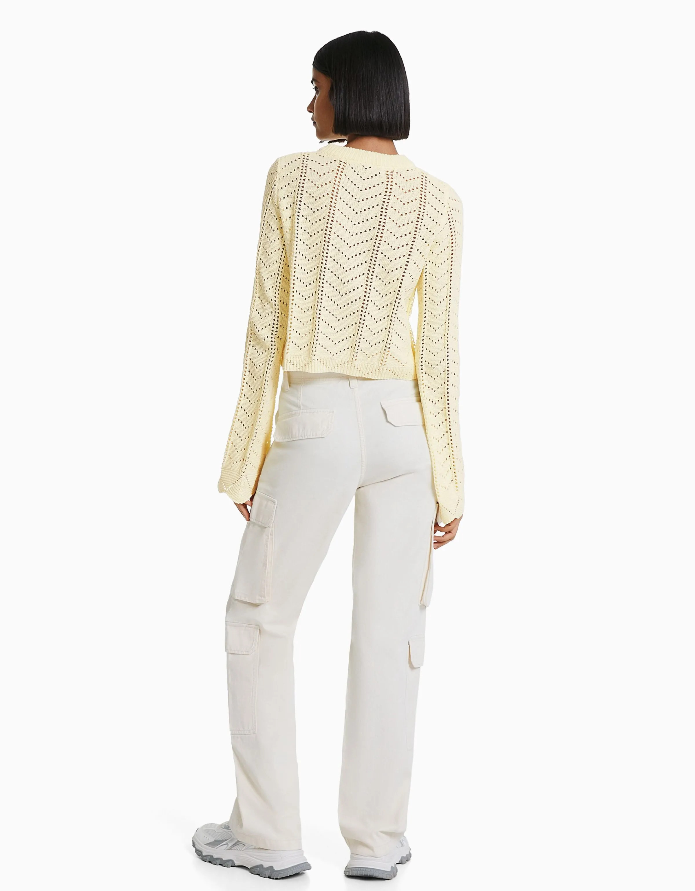BERSHKA Jersey cuello redondo calados Amarillo Store