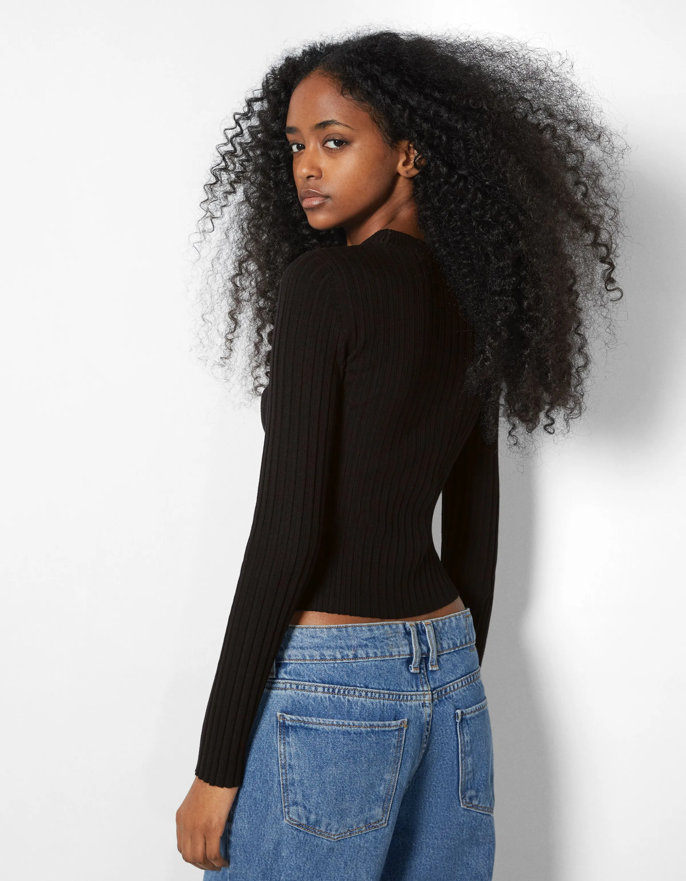 BERSHKA Jersey rib cuello alto Negro Best