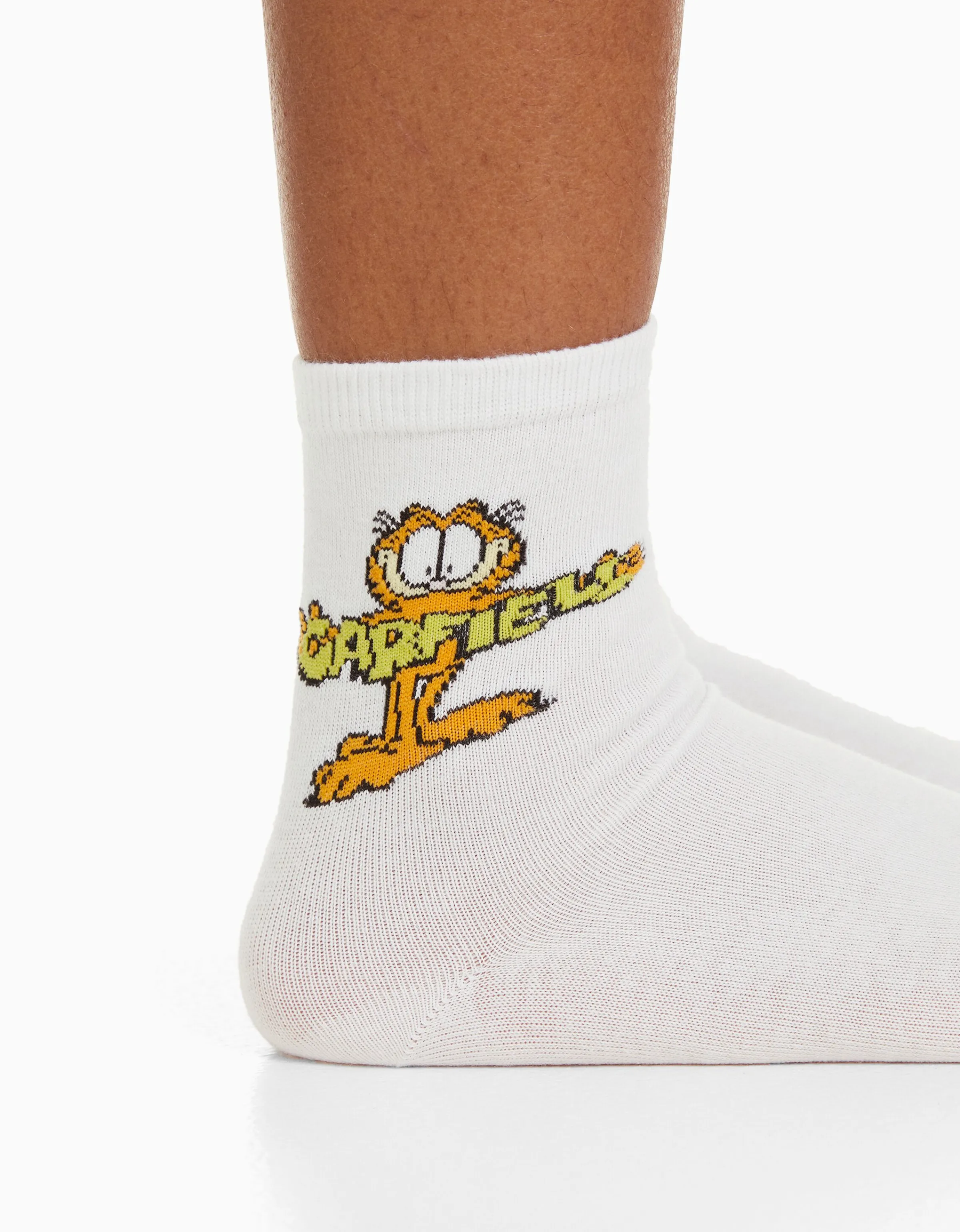 BERSHKA Pack 3 calcetines bordado Garfield Verde Fashion
