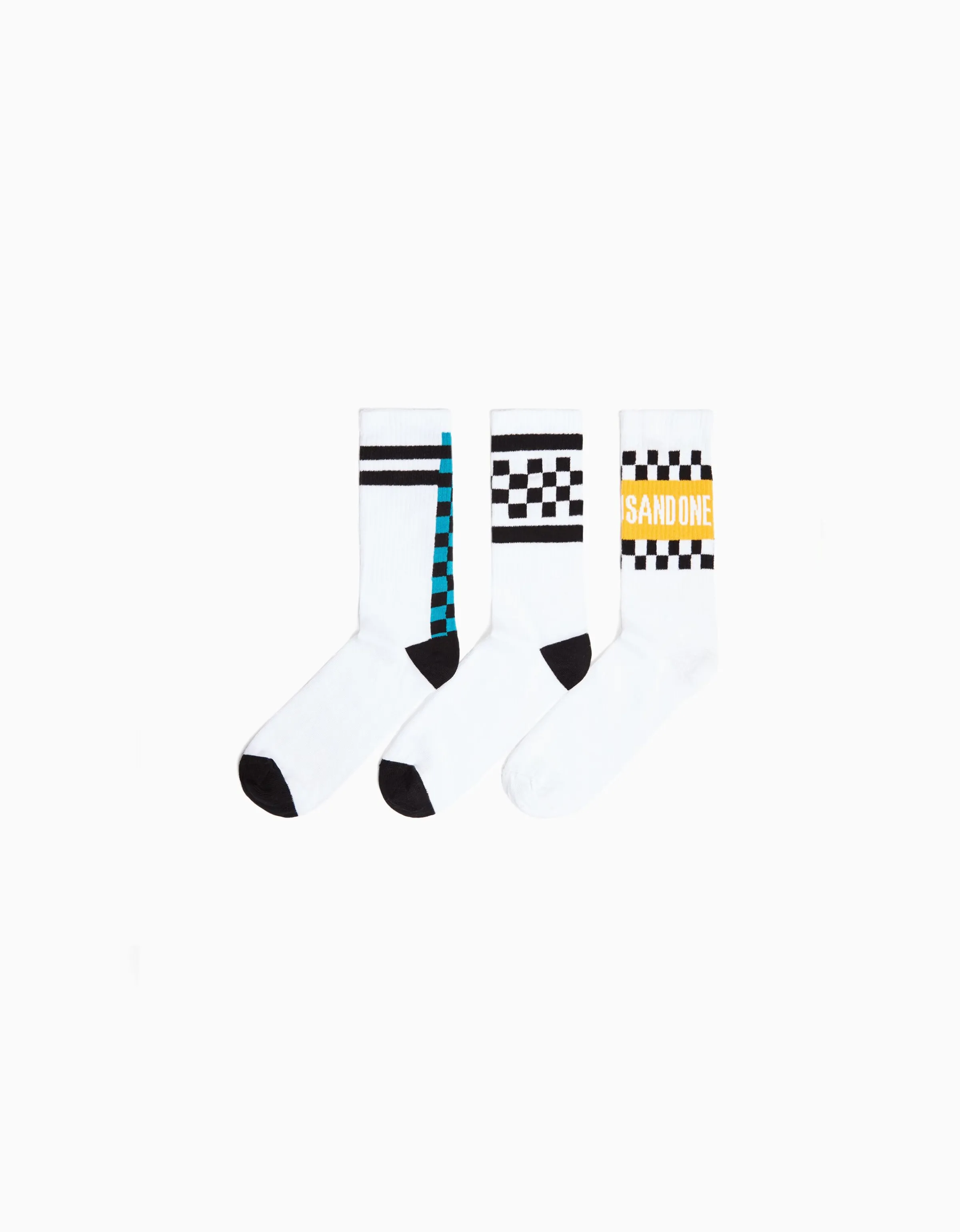 BERSHKA Pack 3 calcetines print damero Blanco Sale