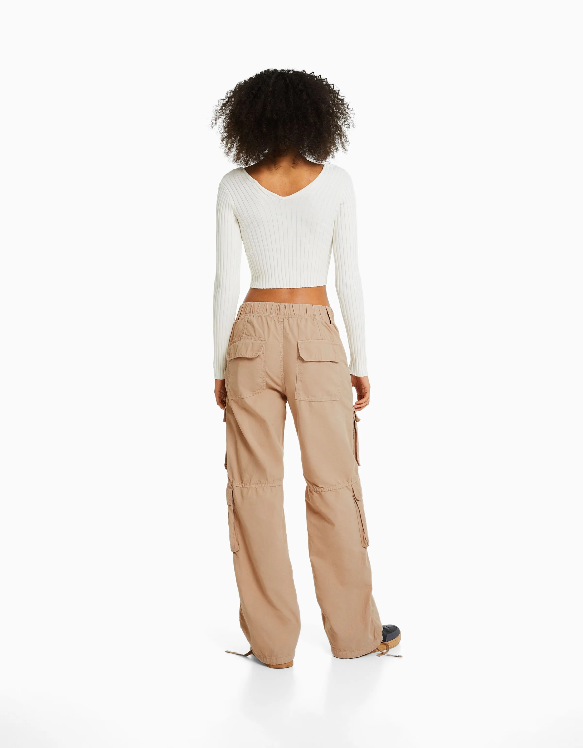 BERSHKA Pantalón cargo cordón Camel Flash Sale