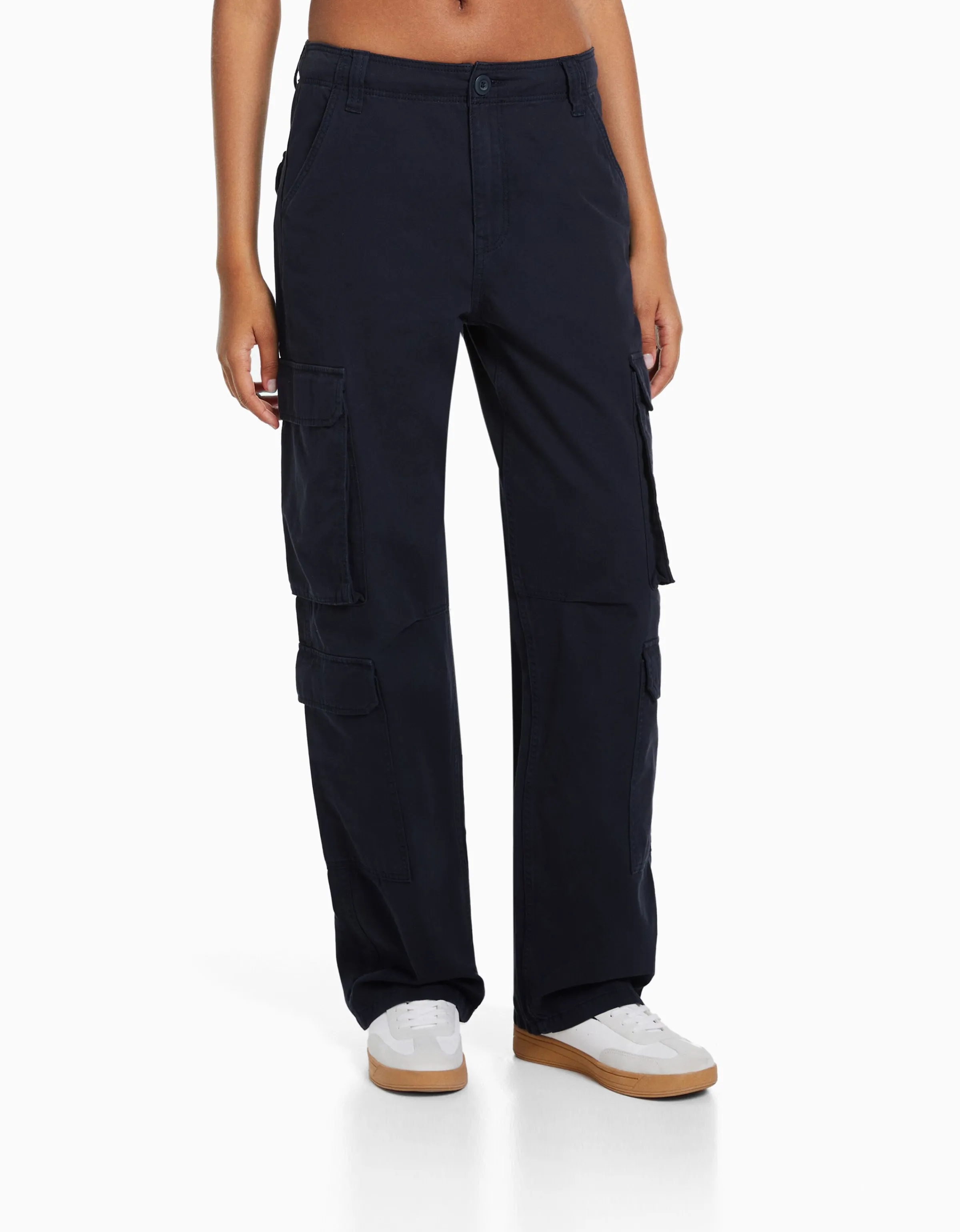BERSHKA Pantalón cargo sarga multipocket ajustable Marino Outlet