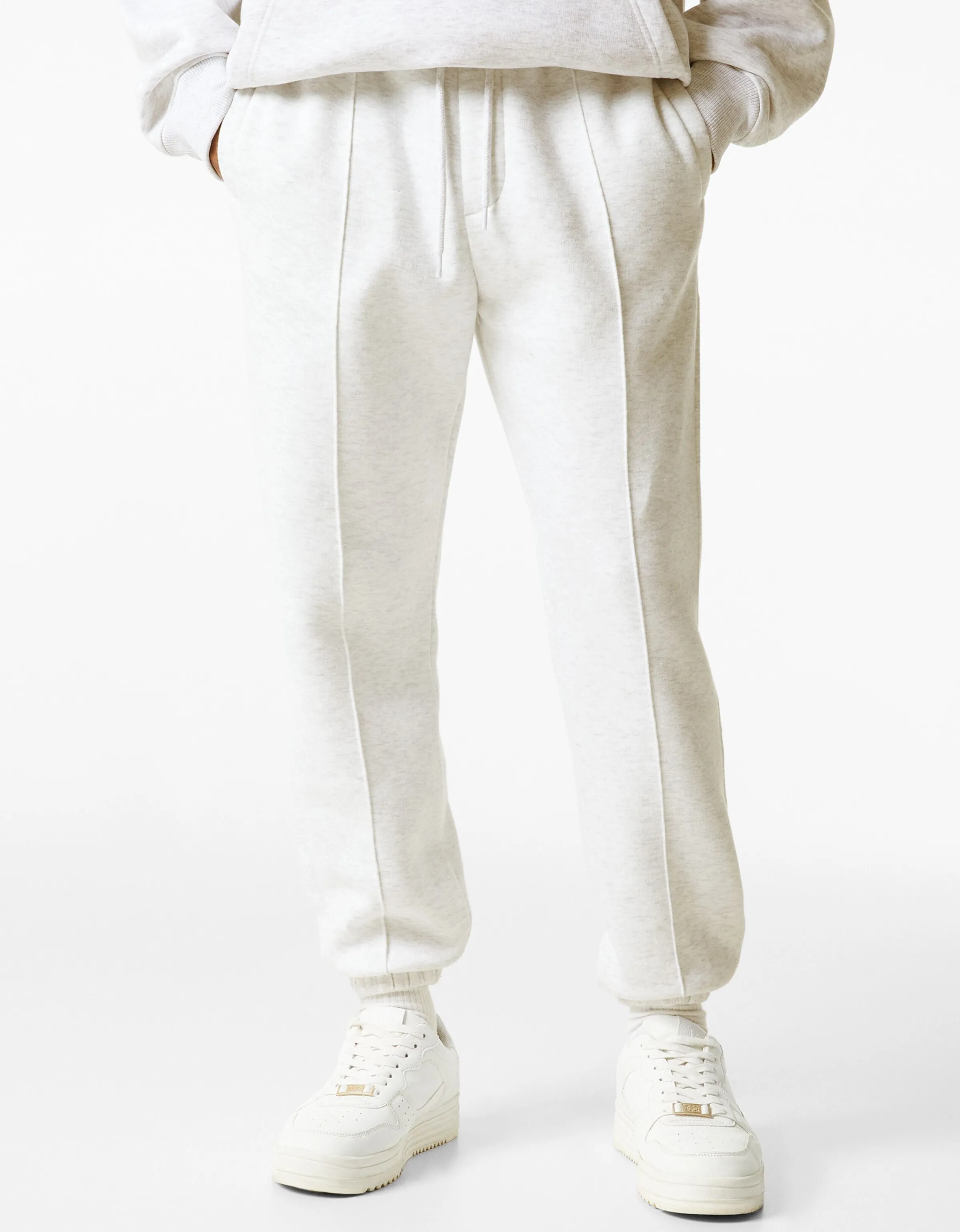 BERSHKA Pantalón felpa jogger Negro Best
