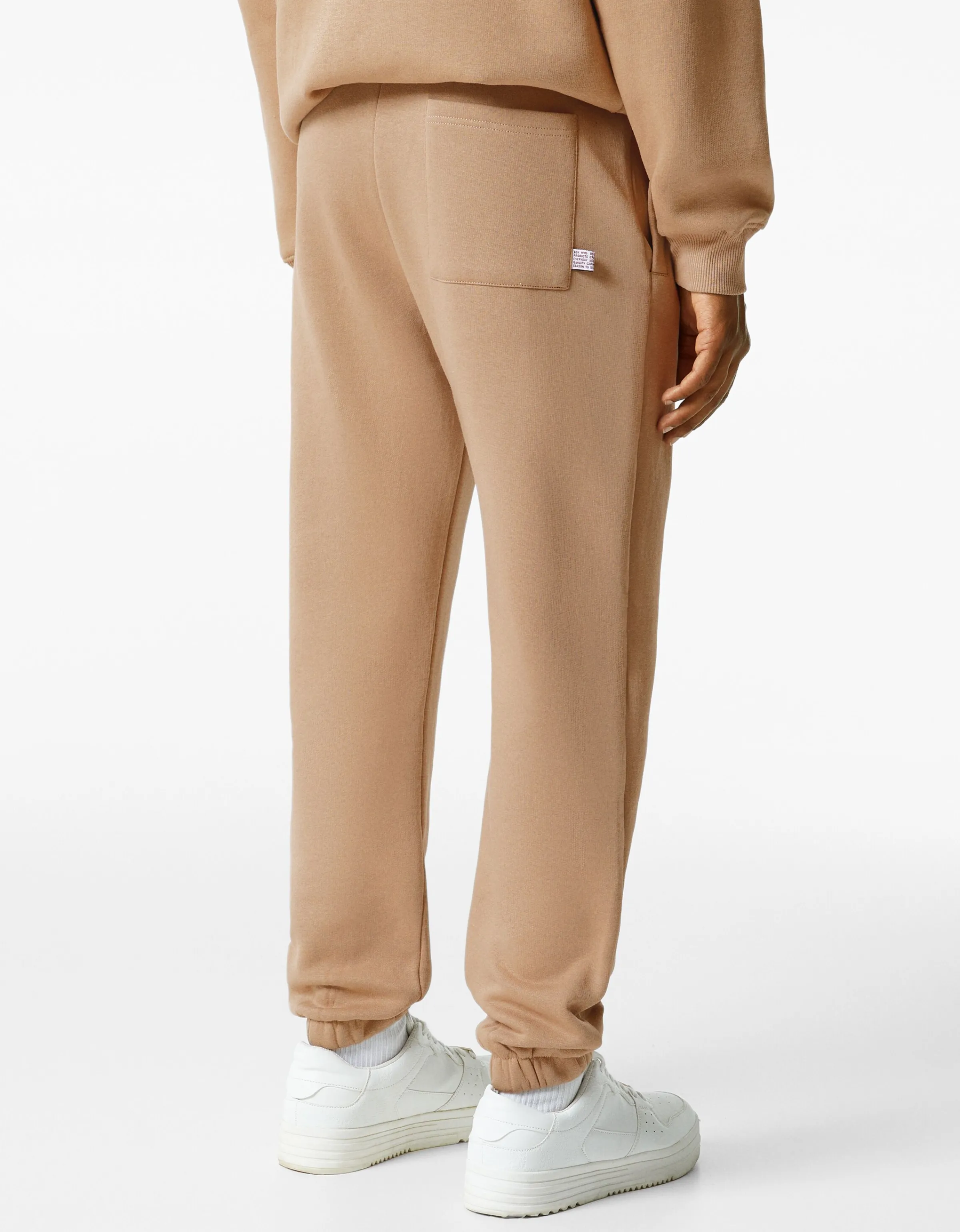 BERSHKA Pantalón felpa jogger Camel New