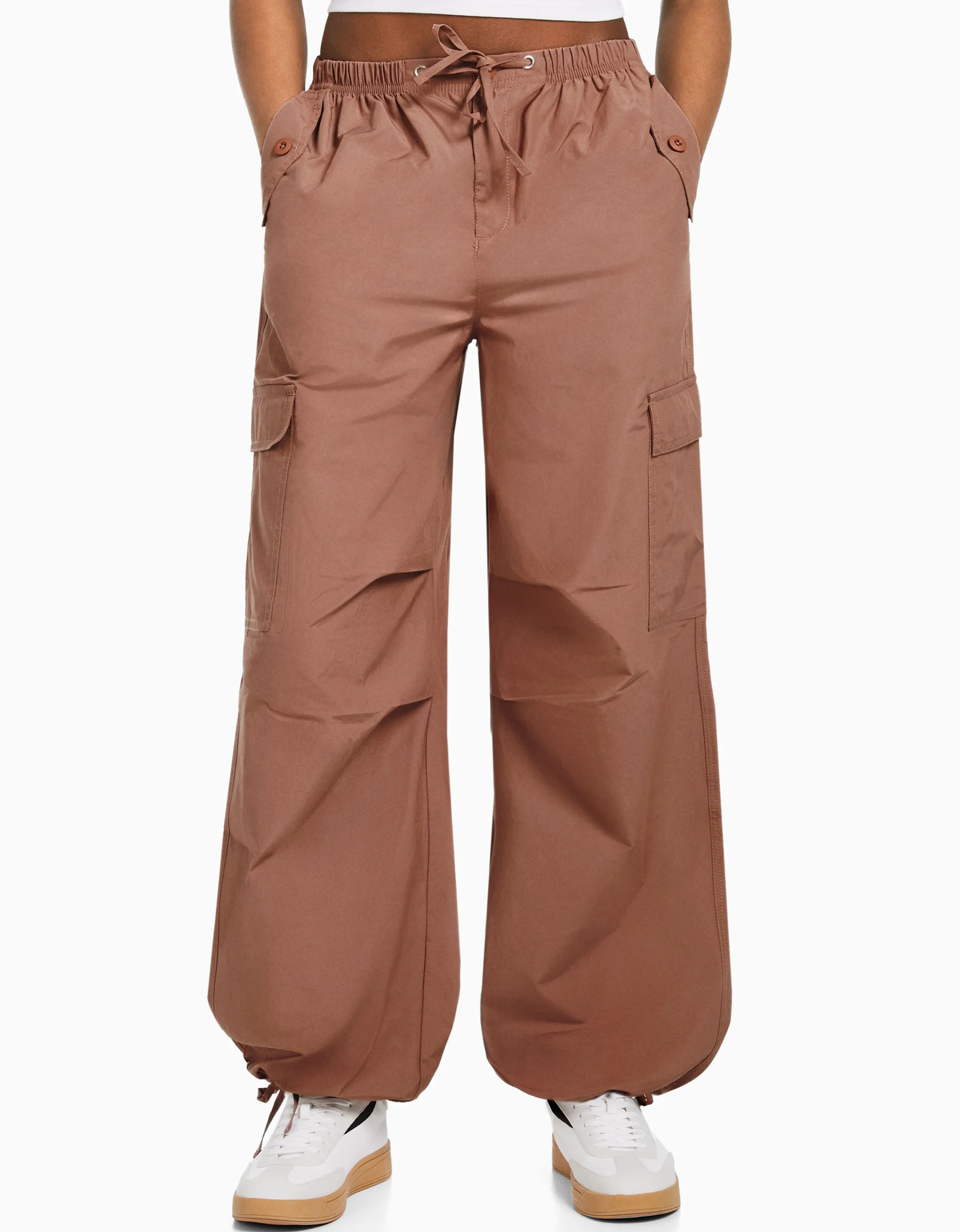 BERSHKA Pantalón jogger cargo parachute Azul lavado Online