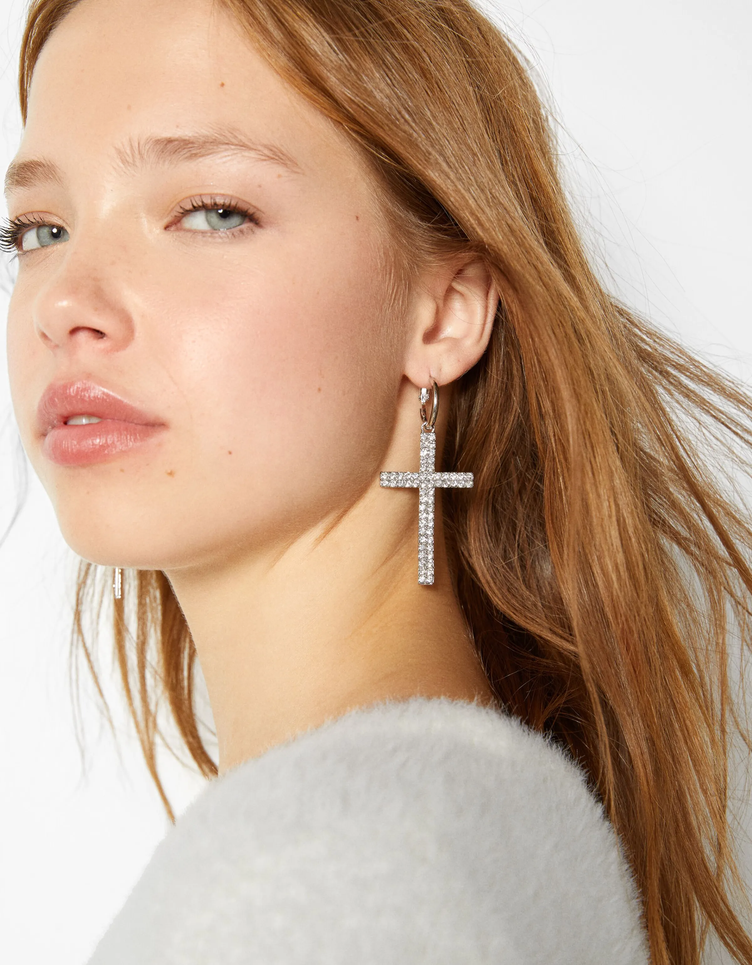BERSHKA Pendientes cruz pedrería Plata Best Sale