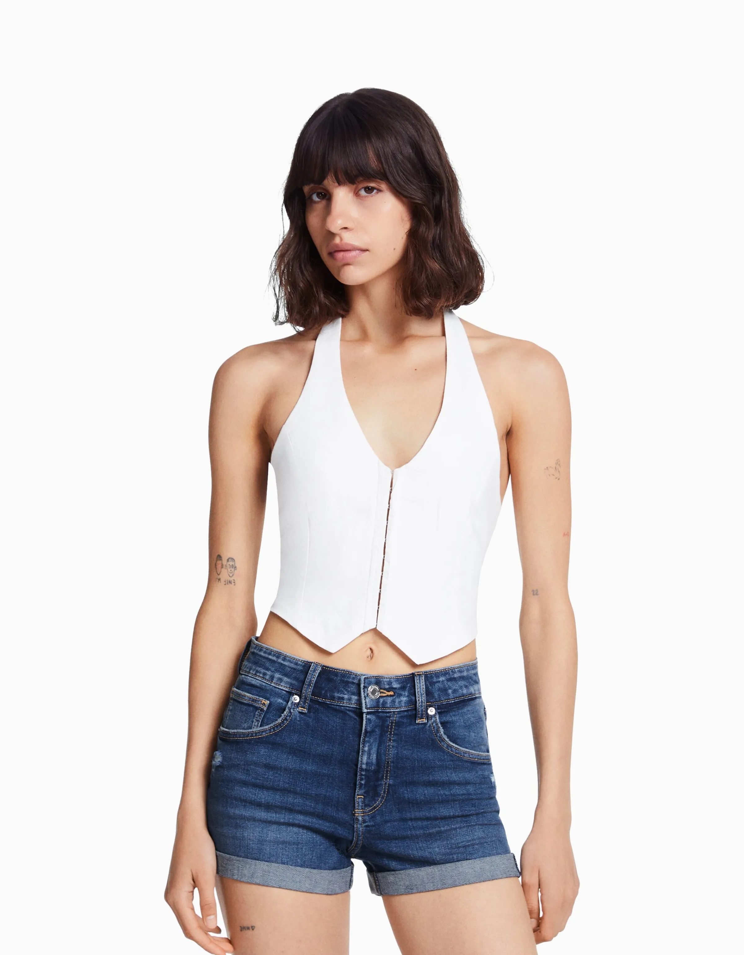 BERSHKA Short denim roll up Blanco Sale