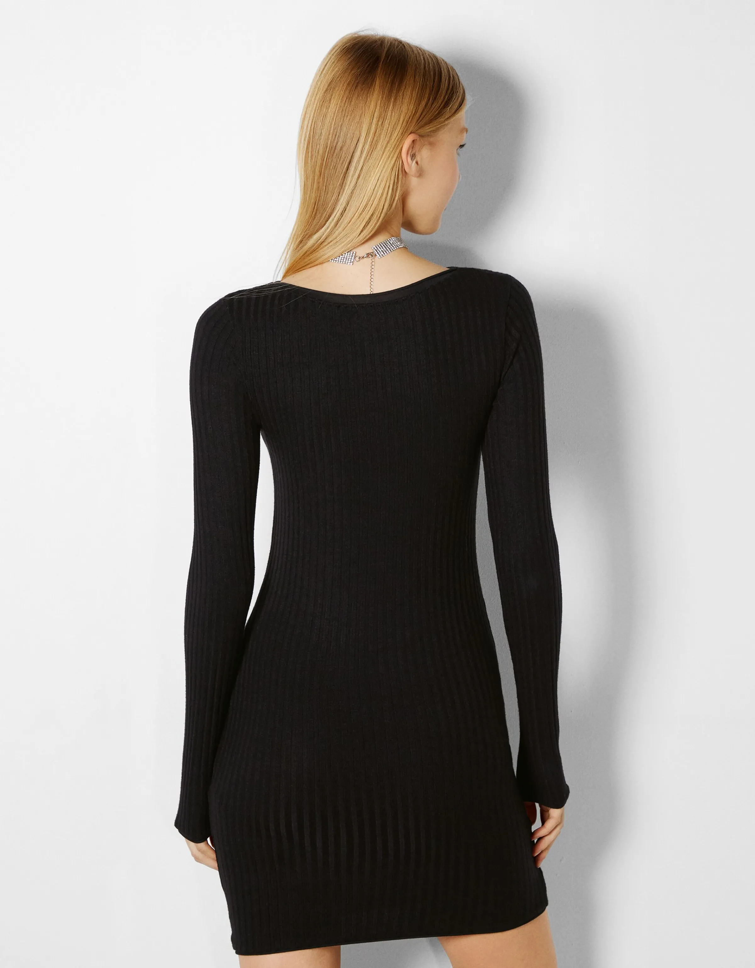 BERSHKA Vestido mini manga larga rib Negro Outlet