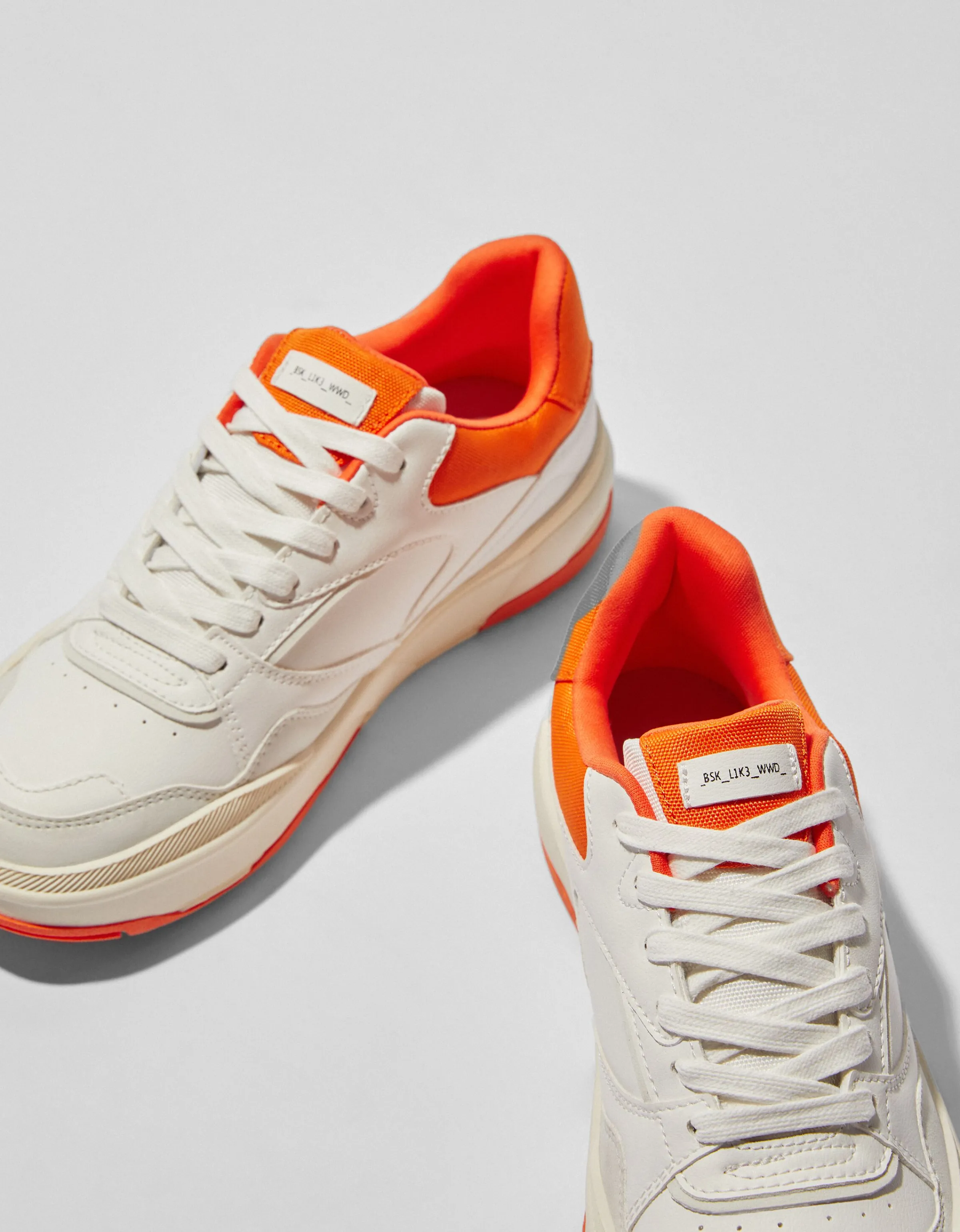 BERSHKA Zapatillas combinadas rejilla detalle color Combinado Outlet